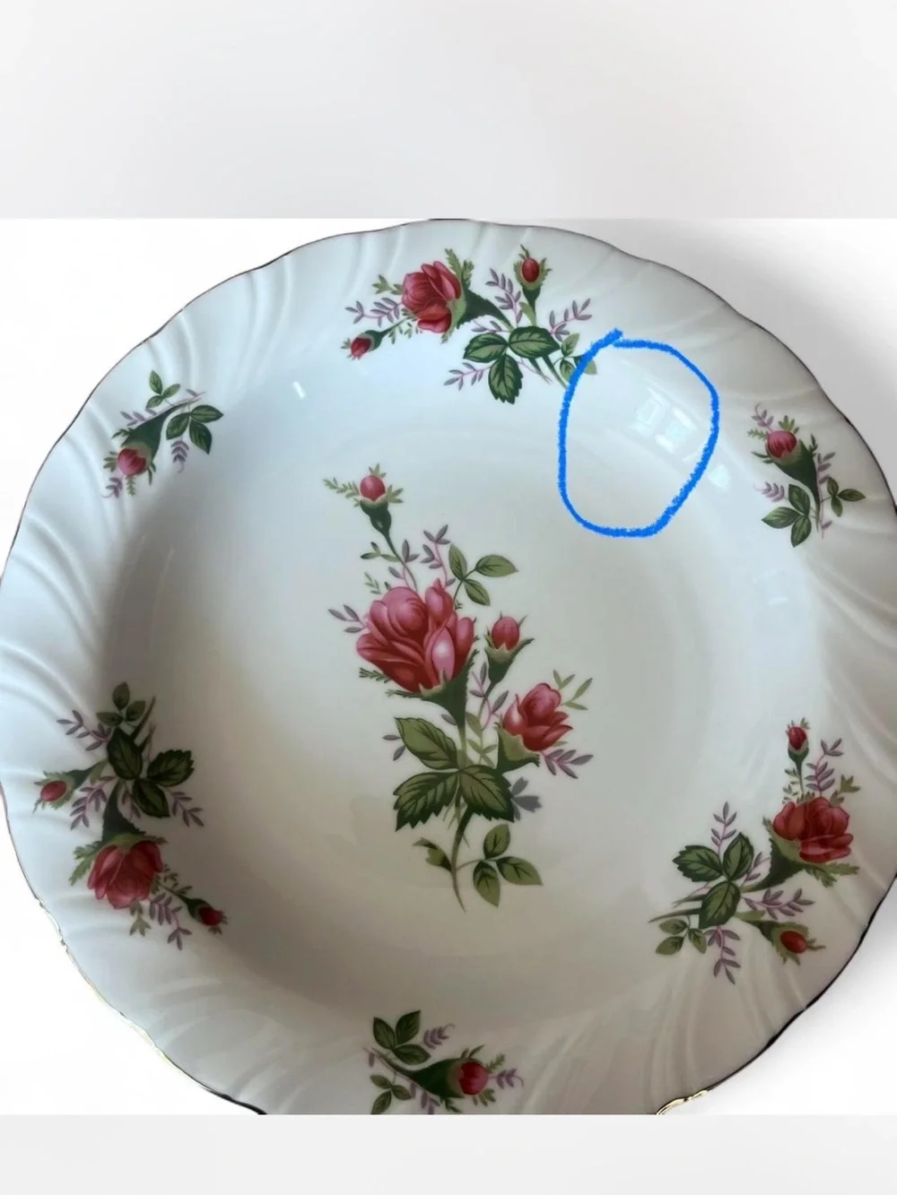 Vintage Lynns Noble Victorian Rose 5 piece place setting in good condition!